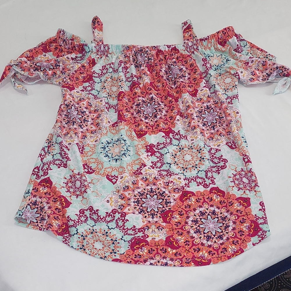 Bobbie Brooks Multicolor Off-Shoulder Blouse